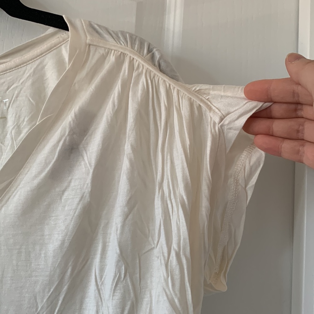 NWT LOFT Ivory Pretzel Twist V-Neckline Short Sleeves Sheer Top Size S - Picture 6 of 15